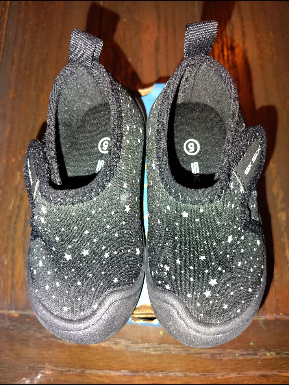 SK Six Toddlers Black Star Slip-On Shoes